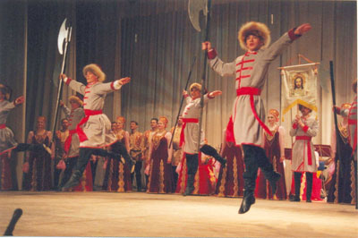 Grupo de Danza del Coro Estatal de Los Urales. RUSIA