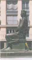 Estatua de Alfonso X el Sabio, fundador de la ciudad