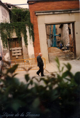 Fotografa de Eduardo Matos, captada de incognito al maestro por Liberto Lpez de la Franca en 1989 en Ciudad Real