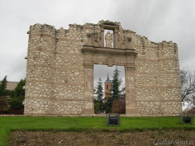 Puerta de Santa Mara de Ciudad Real